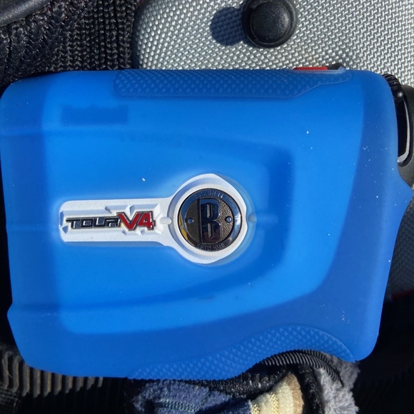 Bushnell Tour V4 Range Finder - Picture 3 of 3